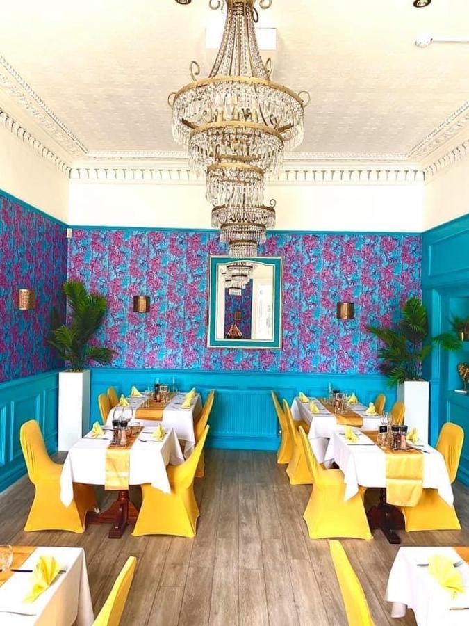 The Elms Hotel Ретфорд Экстерьер фото